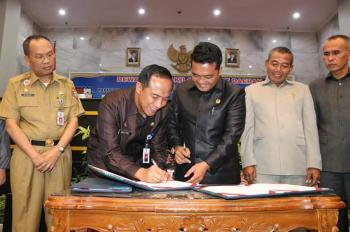 DPRD Sahkan Perda Penyelenggaraan Kearsipan